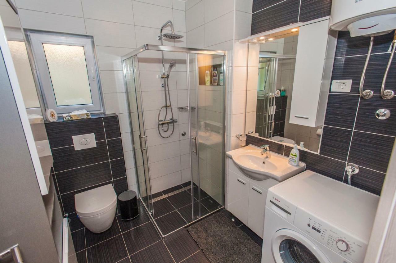 Arena Apartment 5-Stars Premium-Accommodation マカルスカ エクステリア 写真