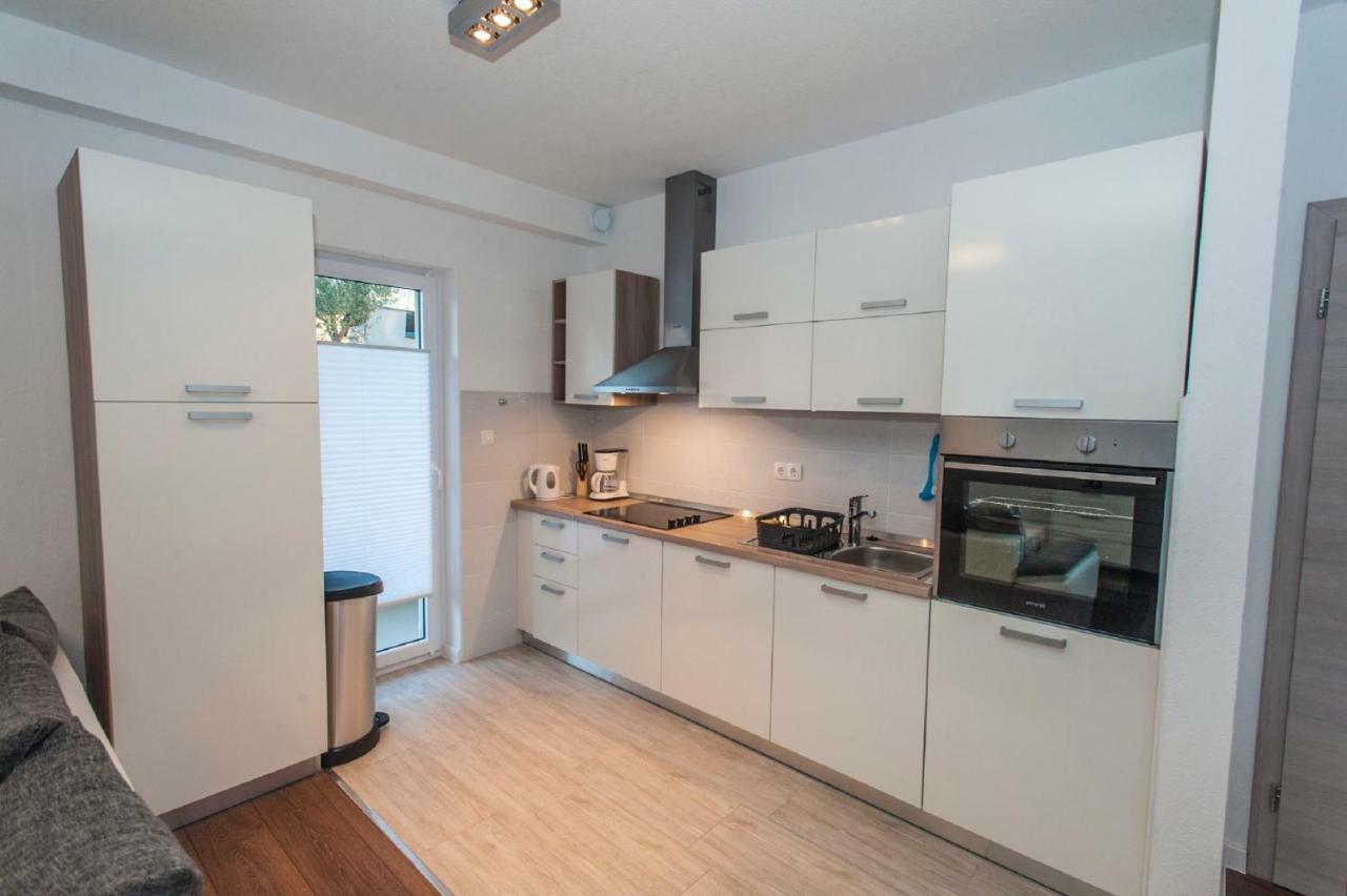 Arena Apartment 5-Stars Premium-Accommodation マカルスカ エクステリア 写真